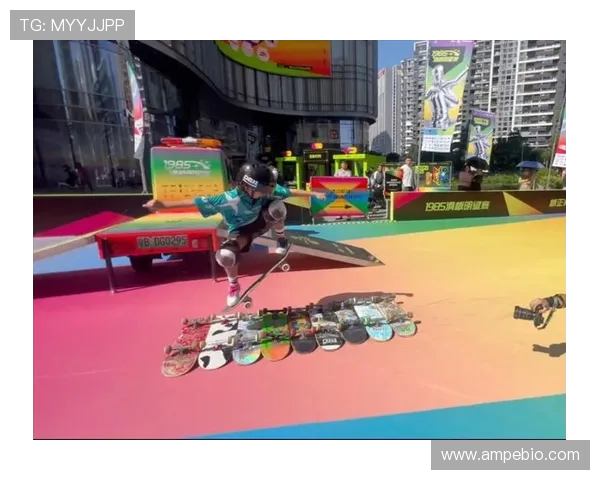 深圳极限运动队在滑板精英赛中的辉煌突破与成长历程全景回顾 深圳极限运动队在滑板精英赛中的辉煌突破与成长历程全景回顾