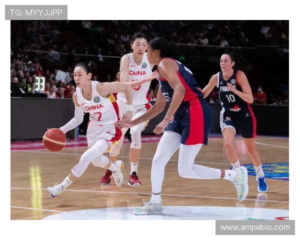 新疆女篮与武汉女篮激战正酣争夺女篮联赛季后赛名额的关键之战 新疆女篮与武汉女篮激战正酣争夺女篮联赛季后赛名额的关键之战