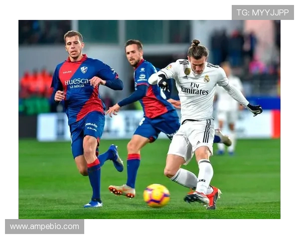 福冈黄蜂迎战山口雷诺力争主场胜利展现球队实力与斗志