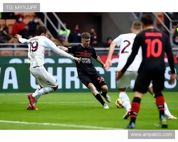 赫拉克勒勇战兹沃勒展现不屈精神与团队合作的精彩对决 赫拉克勒勇战兹沃勒展现不屈精神与团队合作的精彩对决